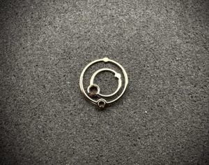 Rose gold circle minute and hour hands